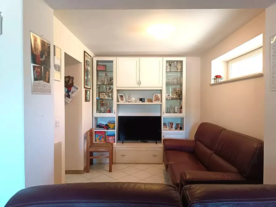 Immagine 10 di Casa indipendente in vendita  a Barga