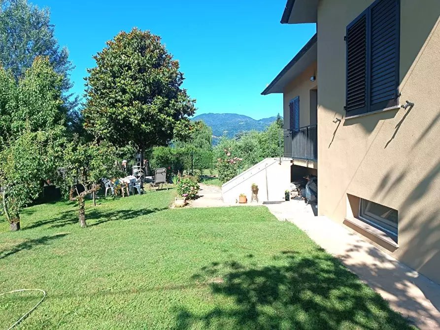 Immagine 3 di Casa indipendente in vendita  a Barga