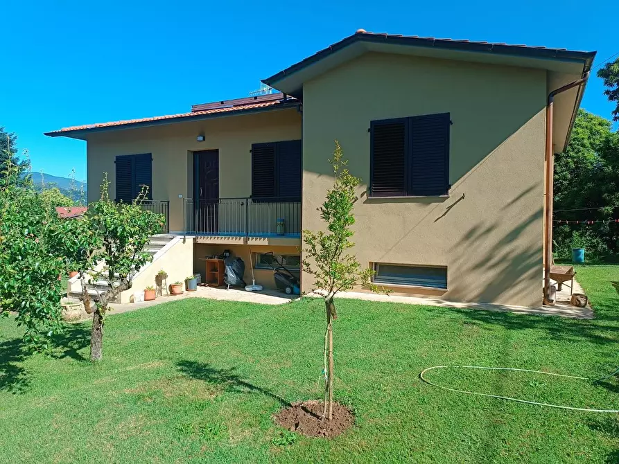 Immagine 2 di Casa indipendente in vendita  a Barga