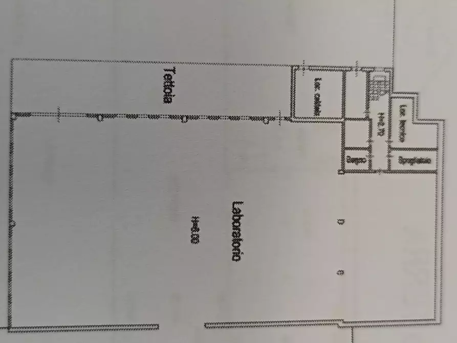 Immagine 33 di Capannone industriale in vendita  a Borgo A Mozzano