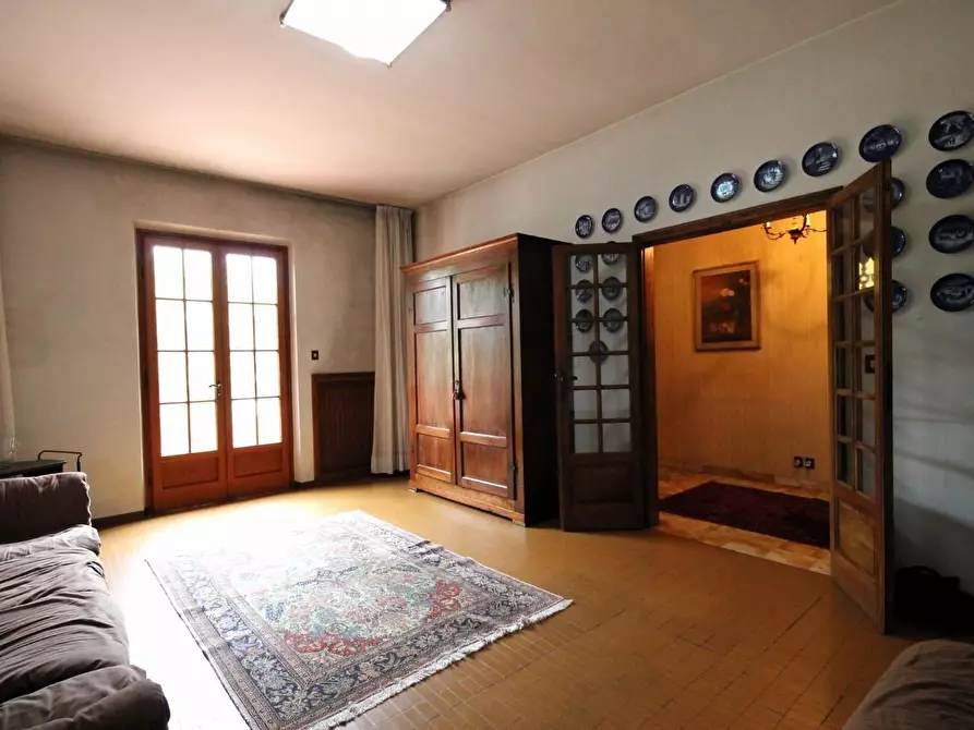 Immagine 14 di Villa in vendita  a Capannori