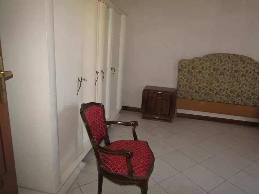 Immagine 10 di Casa bifamiliare in vendita  a Carrara