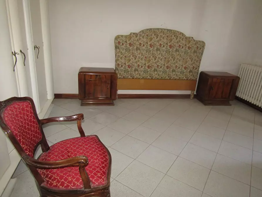 Immagine 9 di Casa bifamiliare in vendita  a Carrara