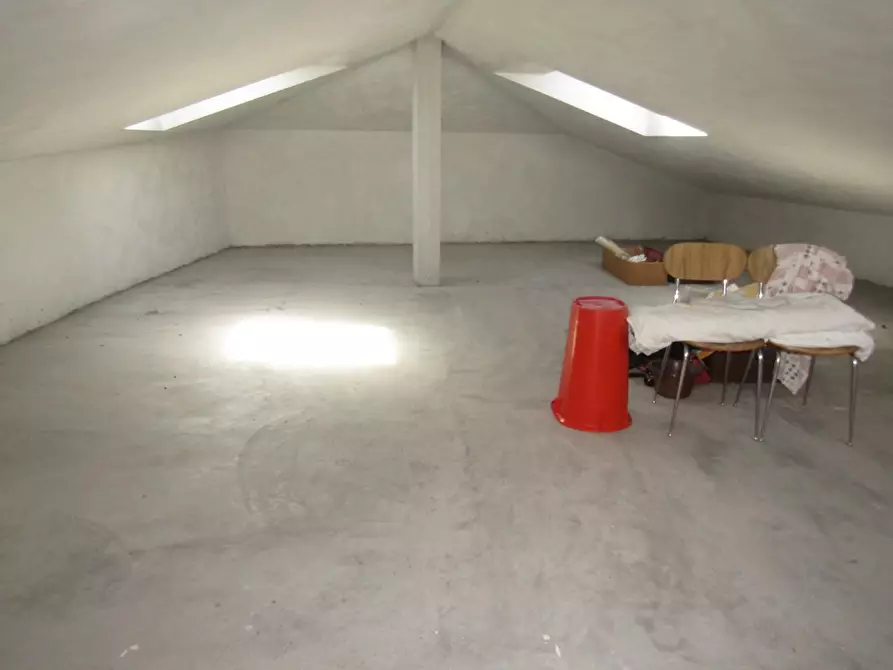 Immagine 14 di Casa bifamiliare in vendita  a Carrara