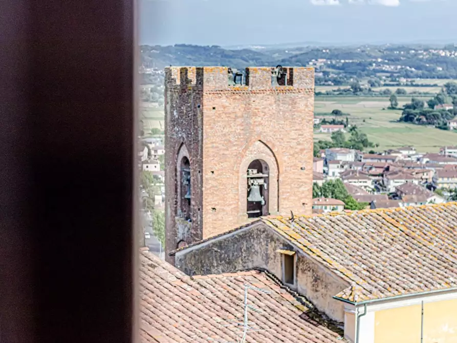 Immagine 1 di Appartamento in vendita  a Santa Maria A Monte