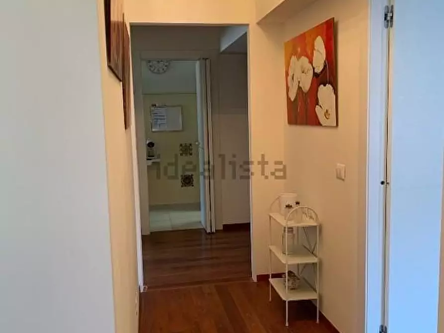 Immagine 13 di Appartamento in vendita  a Carrara