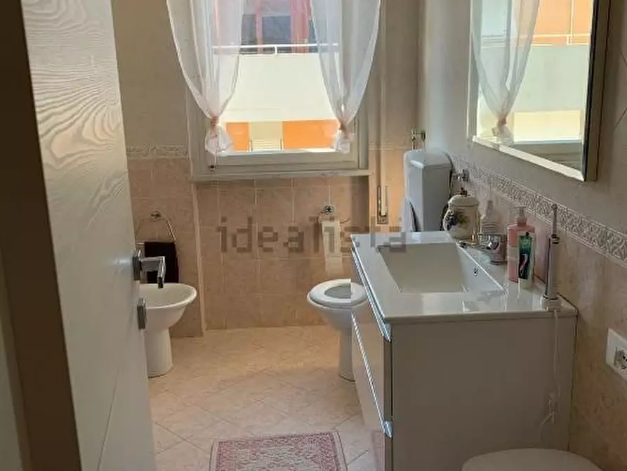 Immagine 11 di Appartamento in vendita  a Carrara