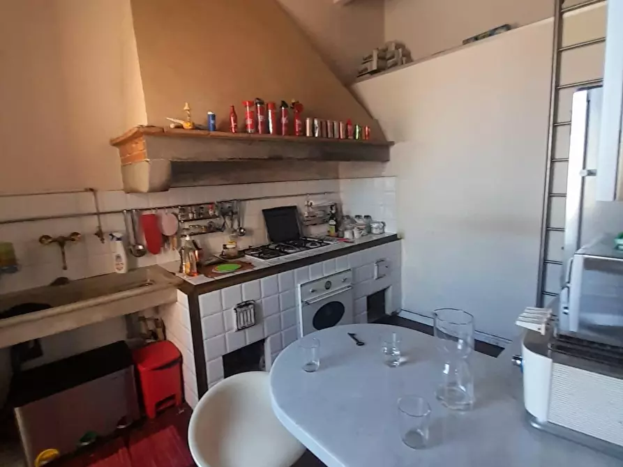 Immagine 5 di Appartamento in vendita  a Pisa