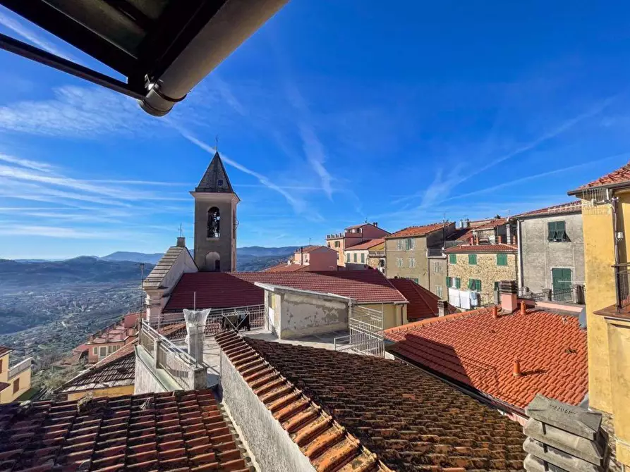 Immagine 1 di Casa semindipendente in vendita  a Bolano