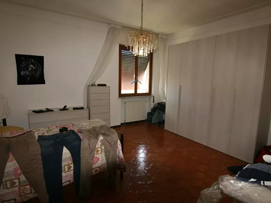 Immagine 13 di Appartamento in vendita  a Carrara