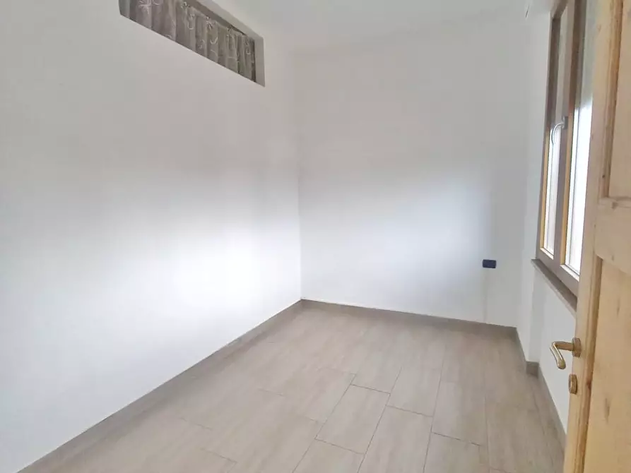 Immagine 11 di Appartamento in vendita  a Castelfiorentino