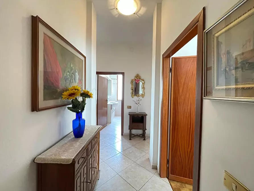 Immagine 14 di Appartamento in vendita  a Empoli