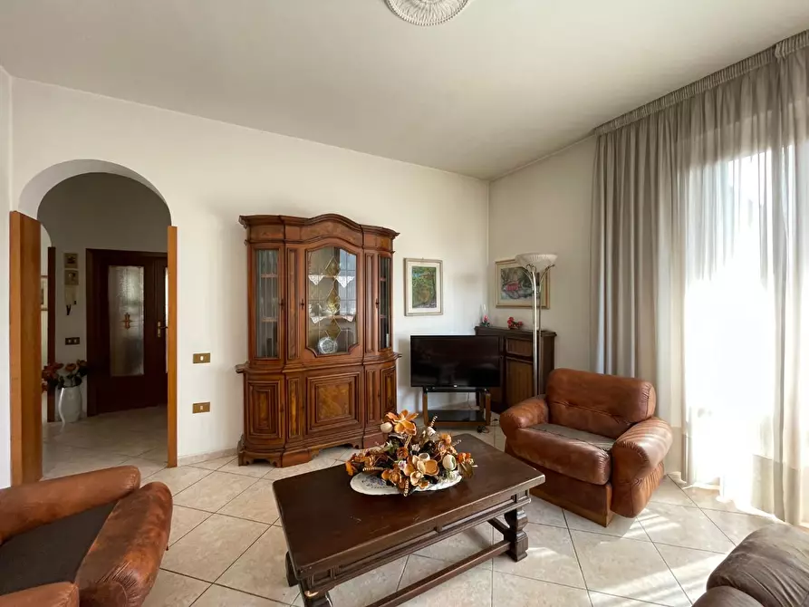 Immagine 4 di Appartamento in vendita  a Empoli