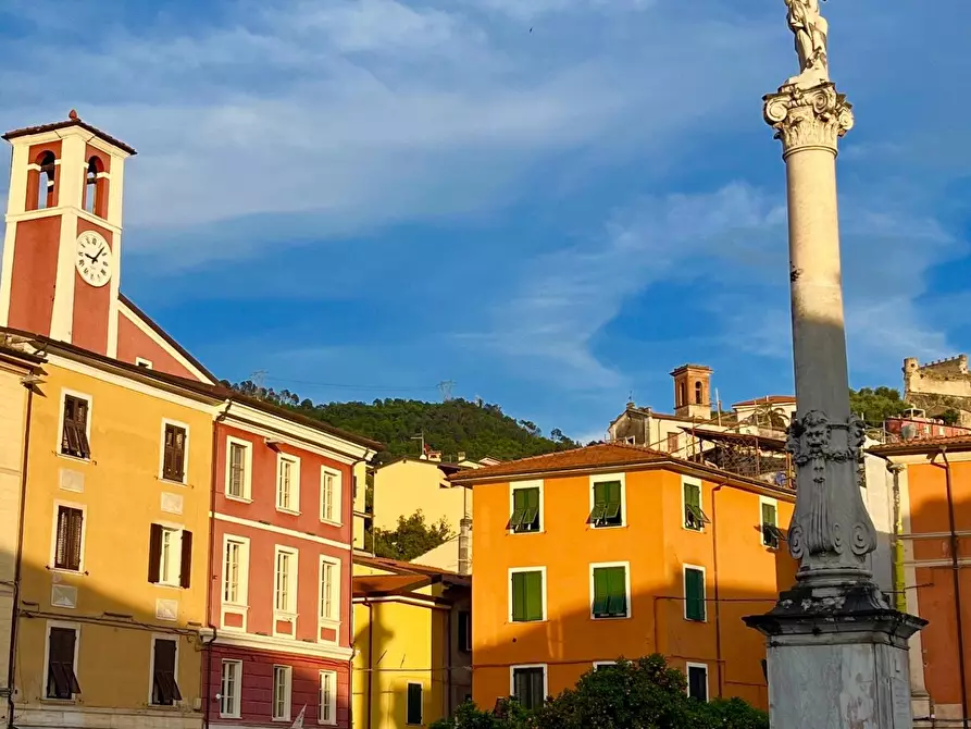 Immagine 7 di Appartamento in vendita  a Massa