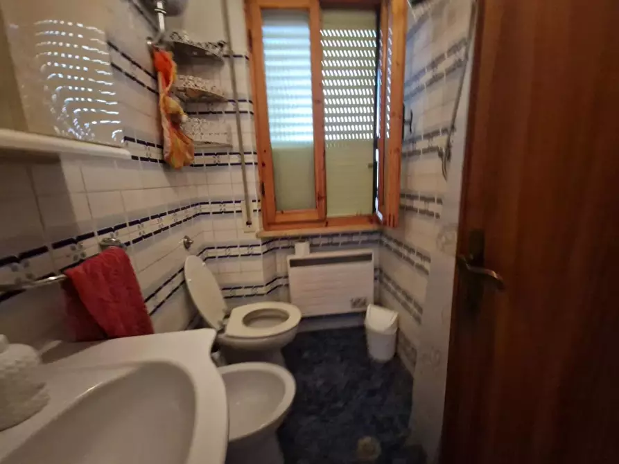 Immagine 5 di Appartamento in affitto  a Rosignano Marittimo