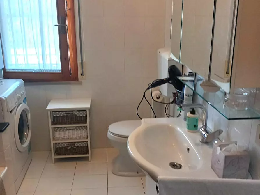 Immagine 5 di Appartamento in vendita  a Cascina