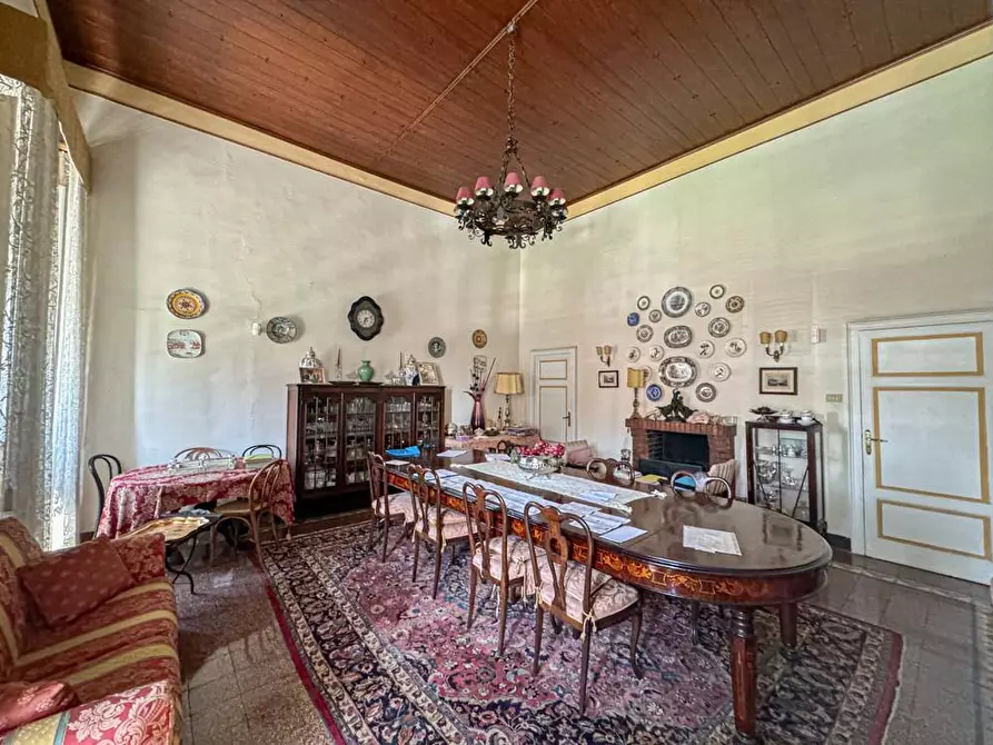 Immagine 5 di Appartamento in vendita  a Livorno