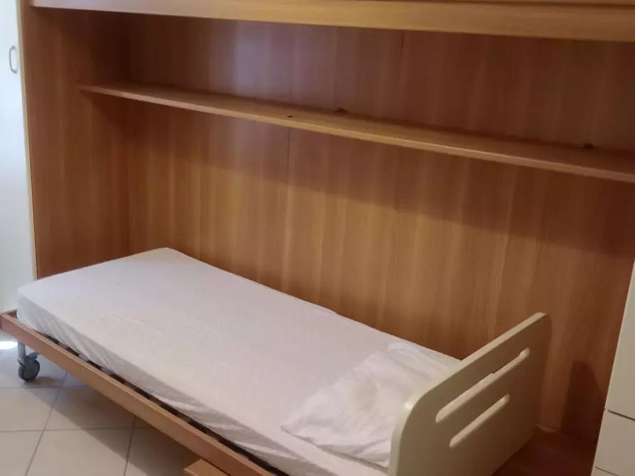 Immagine 9 di Appartamento in vendita  a Pisa