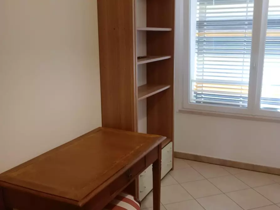 Immagine 10 di Appartamento in vendita  a Pisa