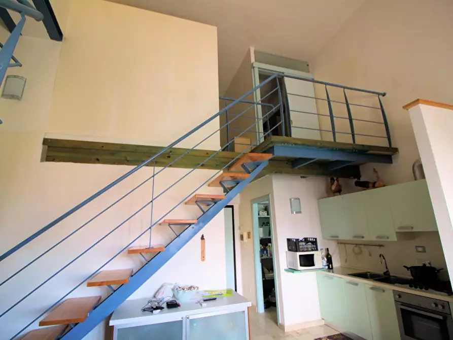 Immagine 21 di Appartamento in vendita  a Pisa