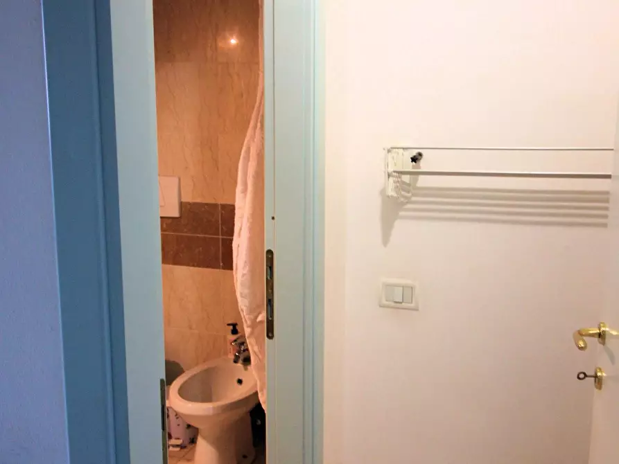 Immagine 18 di Appartamento in vendita  a Pisa