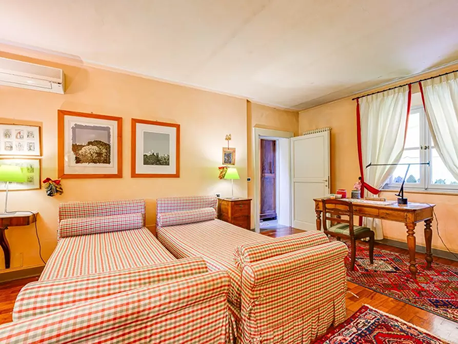 Immagine 33 di Villa in vendita  a San Giuliano Terme