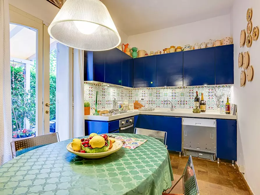 Immagine 22 di Villa in vendita  a San Giuliano Terme