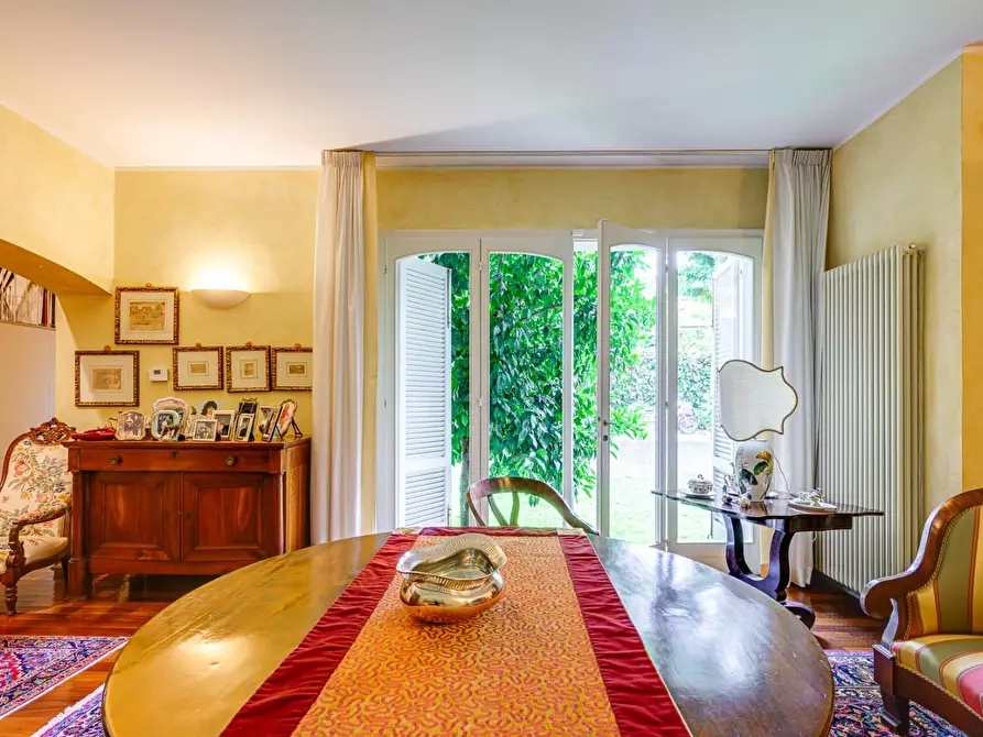 Immagine 6 di Villa in vendita  a San Giuliano Terme