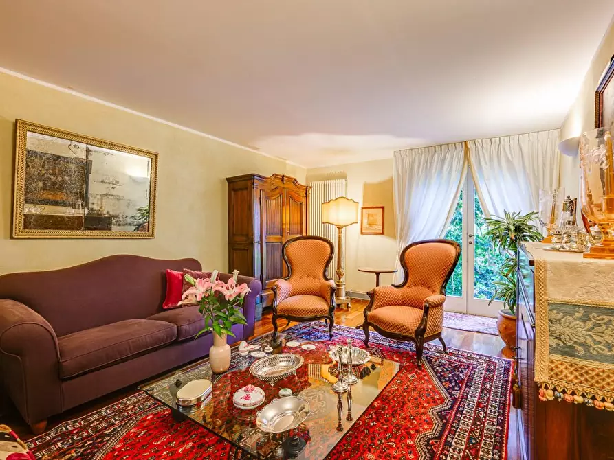 Immagine 3 di Villa in vendita  a San Giuliano Terme