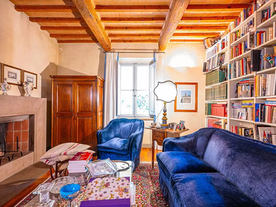 Immagine 17 di Villa in vendita  a San Giuliano Terme