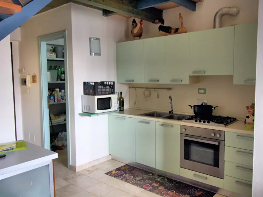 Immagine 3 di Appartamento in vendita  a Pisa