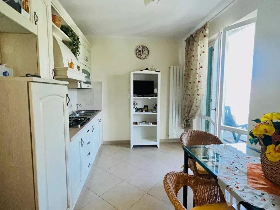 Immagine 17 di Villa in vendita  a Pietrasanta