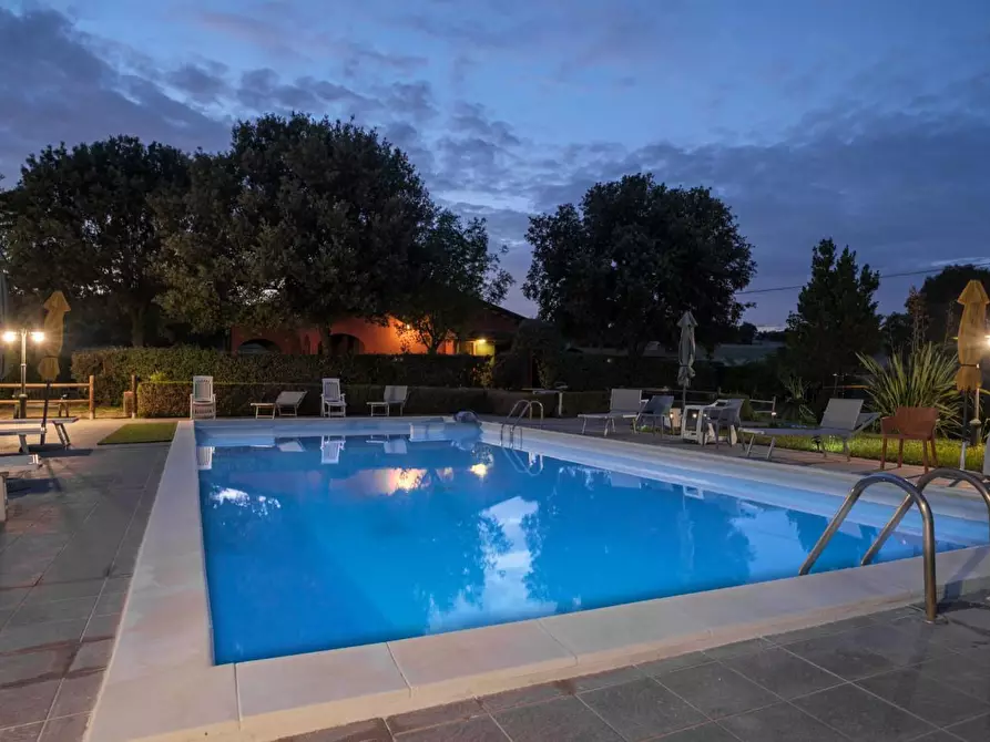 Immagine 3 di Casa colonica in vendita  a Grosseto