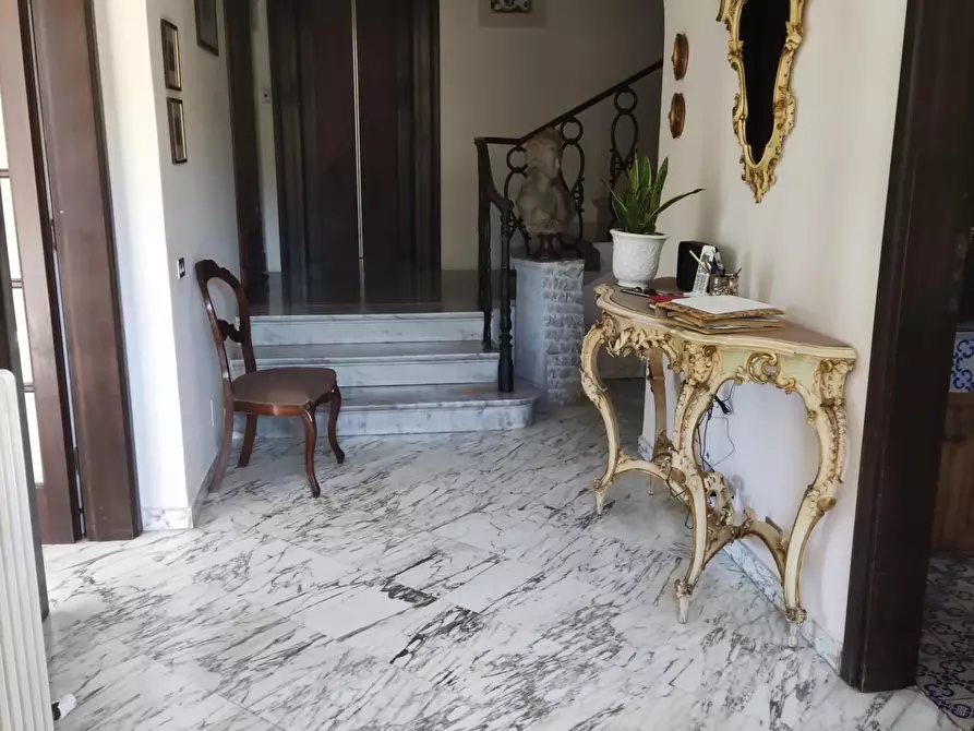 Immagine 20 di Villa in vendita  a Carrara