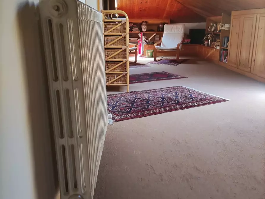 Immagine 50 di Villa in vendita  a Carrara