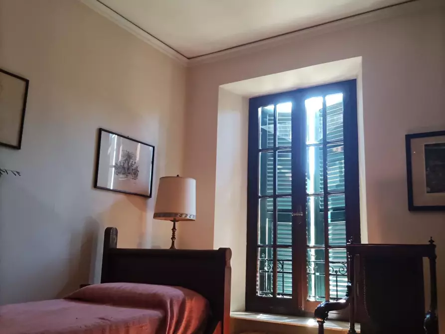 Immagine 47 di Villa in vendita  a Carrara