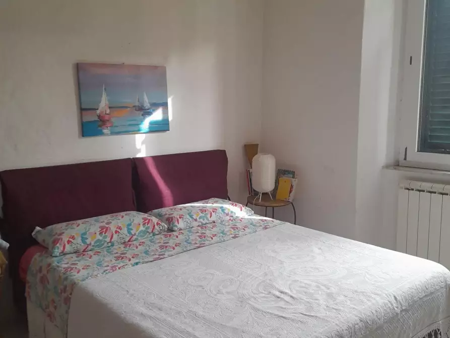 Immagine 10 di Appartamento in vendita  a Livorno