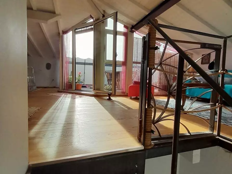 Immagine 2 di Appartamento in vendita  a Livorno