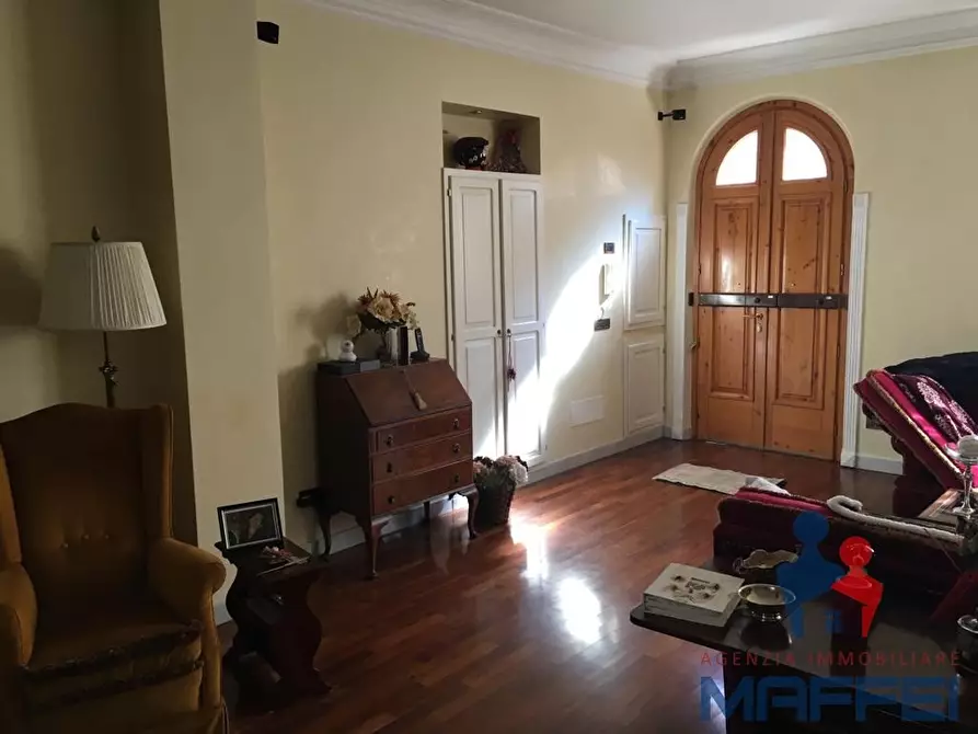 Immagine 27 di Appartamento in vendita  a Viareggio