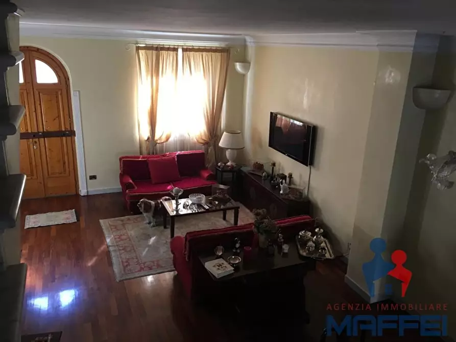 Immagine 21 di Appartamento in vendita  a Viareggio