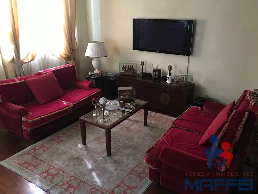 Immagine 22 di Appartamento in vendita  a Viareggio