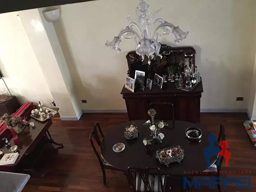 Immagine 38 di Appartamento in vendita  a Viareggio