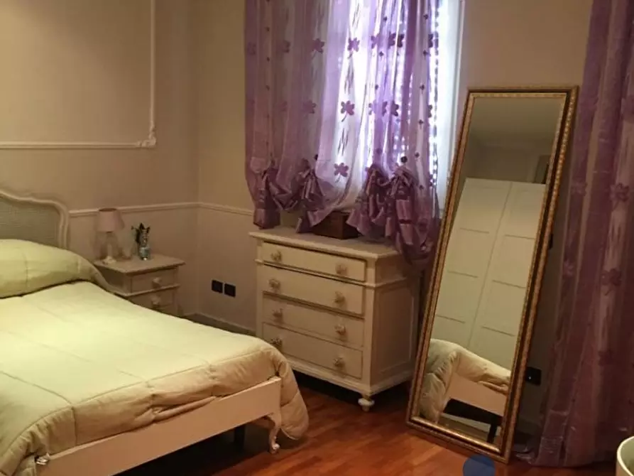 Immagine 33 di Appartamento in vendita  a Viareggio