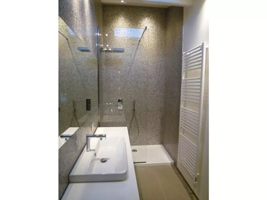 Immagine 15 di Appartamento in vendita  a Forte Dei Marmi