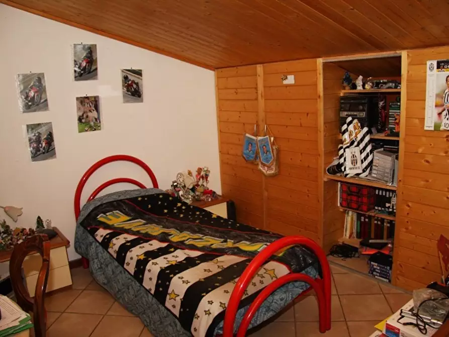 Immagine 2 di Casa semindipendente in vendita  a Viareggio