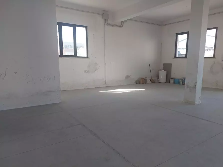 Immagine 10 di Magazzino in affitto  a Santa Croce Sull'arno