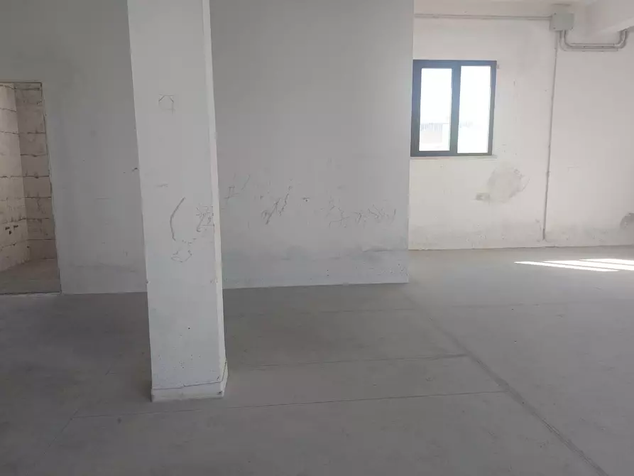 Immagine 8 di Magazzino in affitto  a Santa Croce Sull'arno