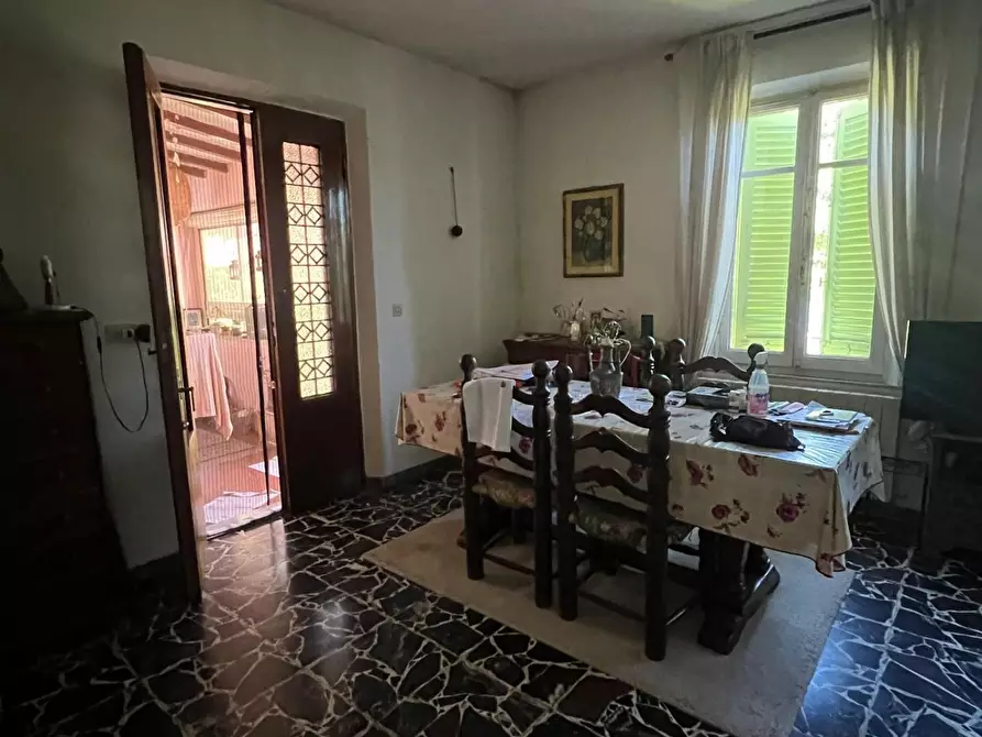 Immagine 13 di Casa indipendente in vendita  a Massa