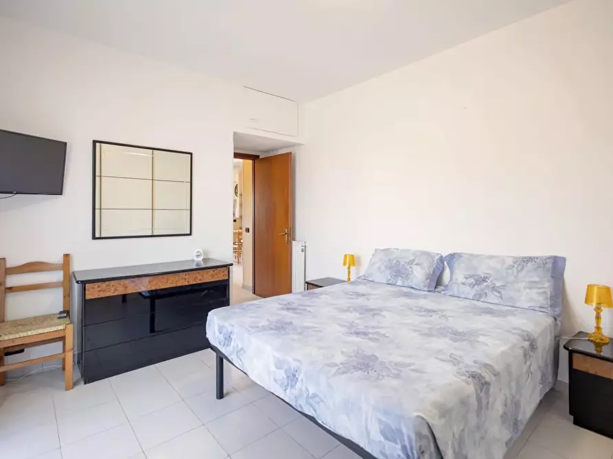 Immagine 10 di Appartamento in vendita  a Ortonovo