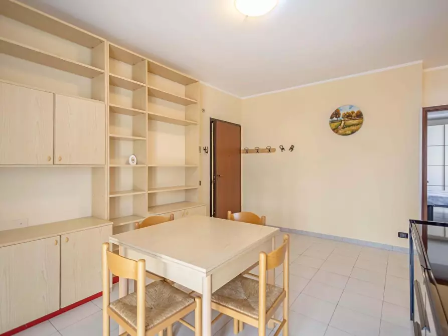 Immagine 6 di Appartamento in vendita  a Ortonovo